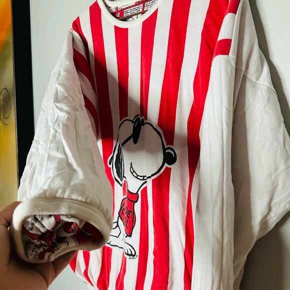 Vintage Red White Striped Double Sided Snoopy Reversible Sweatshirt Size Large - Picture 8 of 11